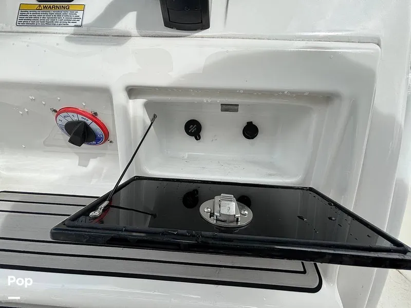 Slide: The Image of Sea Fox 228 Commander 2021 - 15925091