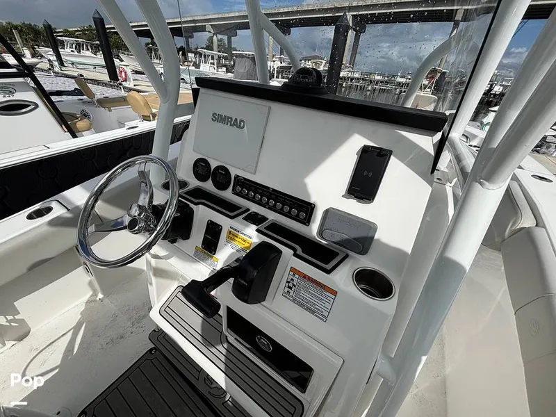 Slide: The Image of Sea Fox 228 Commander 2021 - 15925097