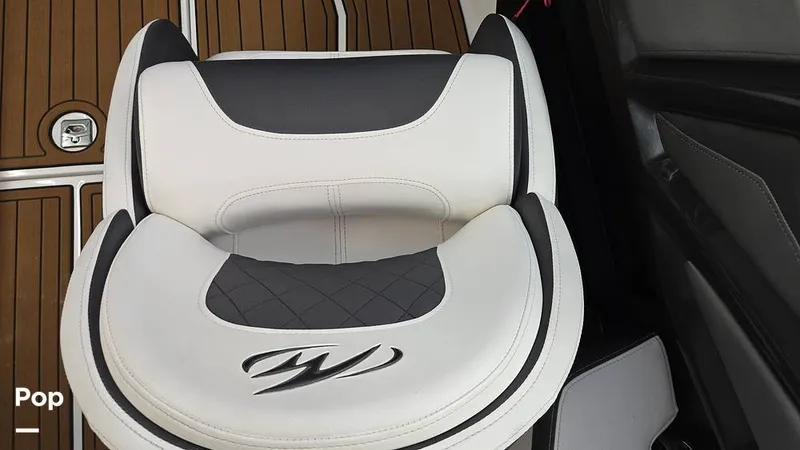 Slide: The Image of Monterey 218SS 2018 - 15898269