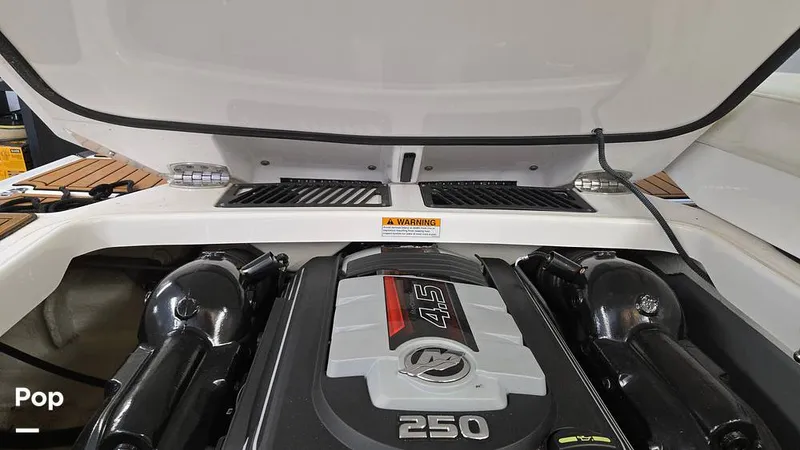 Slide: The Image of Monterey 218SS 2018 - 15898261