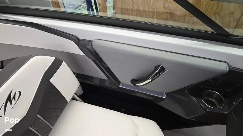 Slide: The Image of Monterey 218SS 2018 - 15898287