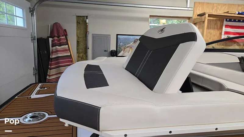 Slide: The Image of Monterey 218SS 2018 - 15898321