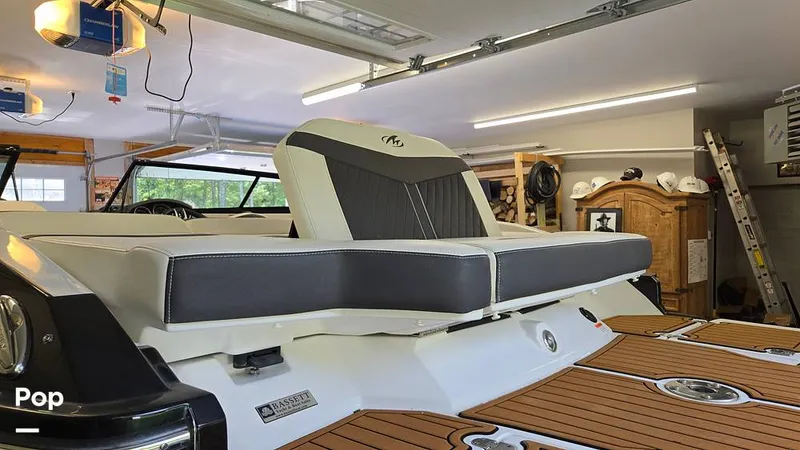 Slide: The Image of Monterey 218SS 2018 - 15898339