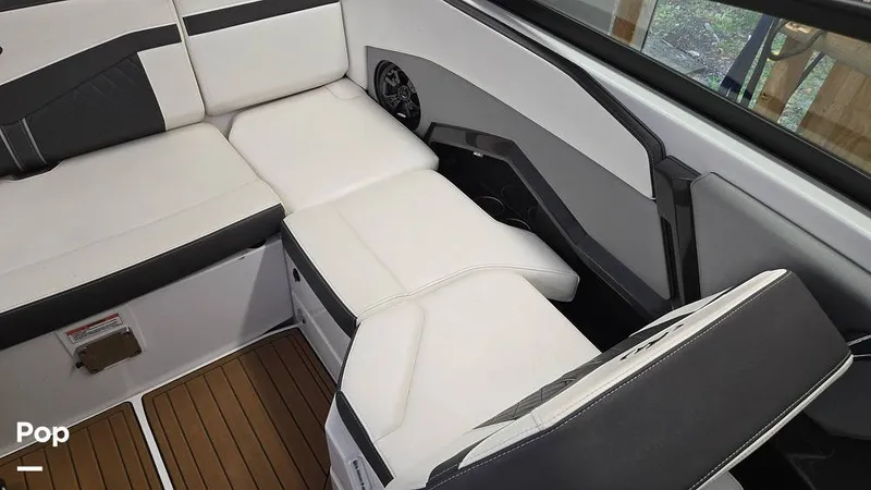 Slide: The Image of Monterey 218SS 2018 - 15898288