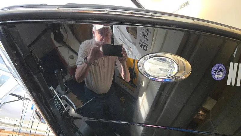 Slide: The Image of Monterey 218SS 2018 - 15898374