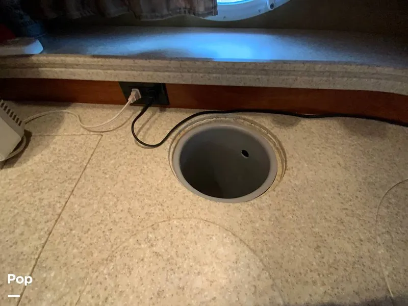 Slide: The Image of Rinker 350 Express Cruiser 2007 - 15939269