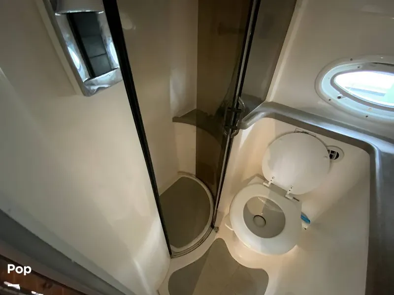 Slide: The Image of Rinker 350 Express Cruiser 2007 - 15939272