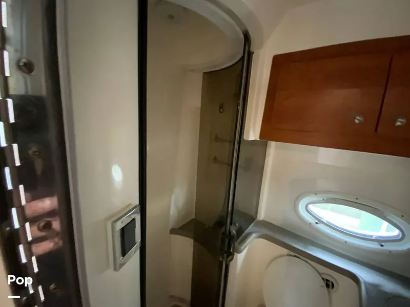 Slide: The Image of Rinker 350 Express Cruiser 2007 - 15939273