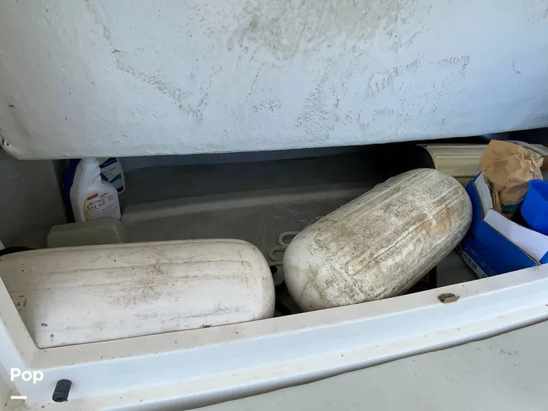 Slide: The Image of Rinker 350 Express Cruiser 2007 - 15939296