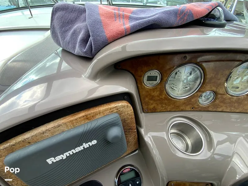 Slide: The Image of Rinker 350 Express Cruiser 2007 - 15939303