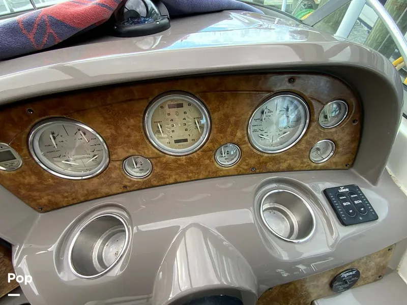 Slide: The Image of Rinker 350 Express Cruiser 2007 - 15939304