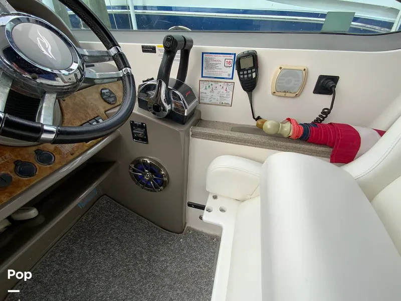 Slide: The Image of Rinker 350 Express Cruiser 2007 - 15939305