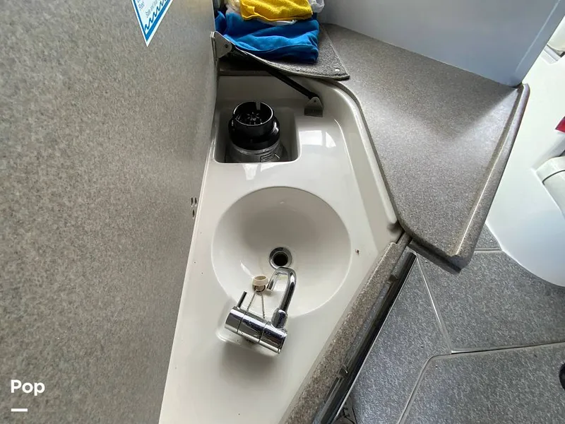 Slide: The Image of Rinker 350 Express Cruiser 2007 - 15939311