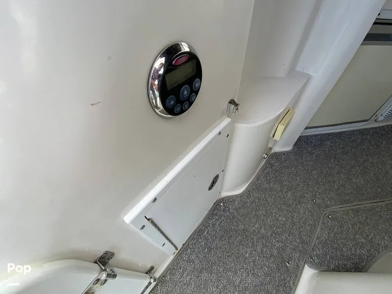 Slide: The Image of Rinker 350 Express Cruiser 2007 - 15939316