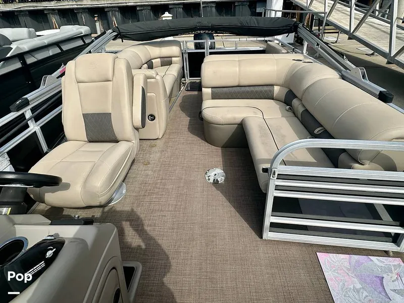 Slide: The Image of Sun Tracker Party -Barge 22 DLX 2022 - 15833602