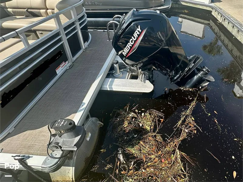 Slide: The Image of Sun Tracker Party -Barge 22 DLX 2022 - 15833558