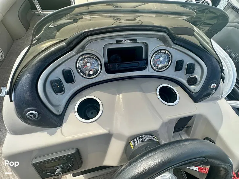 Slide: The Image of Sun Tracker Party -Barge 22 DLX 2022 - 15833570