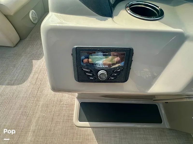 Slide: The Image of Stereo - 15833573