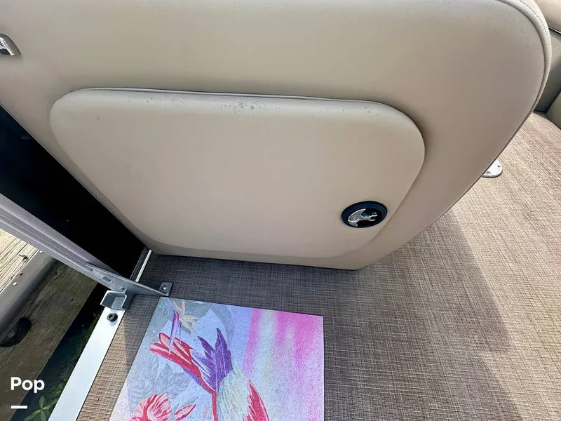 Slide: The Image of Sun Tracker Party -Barge 22 DLX 2022 - 15833606