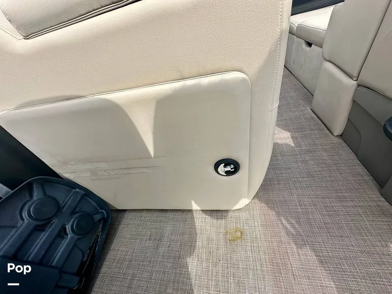 Slide: The Image of Sun Tracker Party -Barge 22 DLX 2022 - 15833608