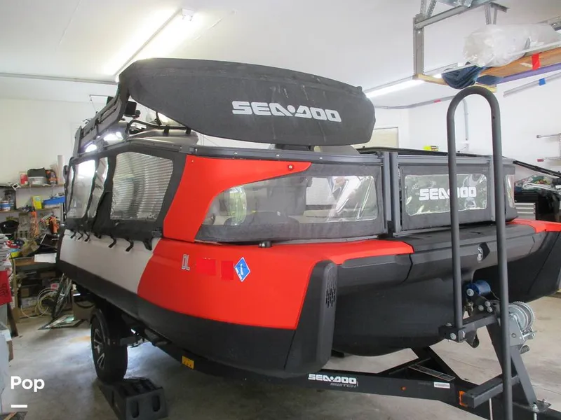 Slide: The Image of Sea-Doo Switch Sport 18 2023 - 15846393