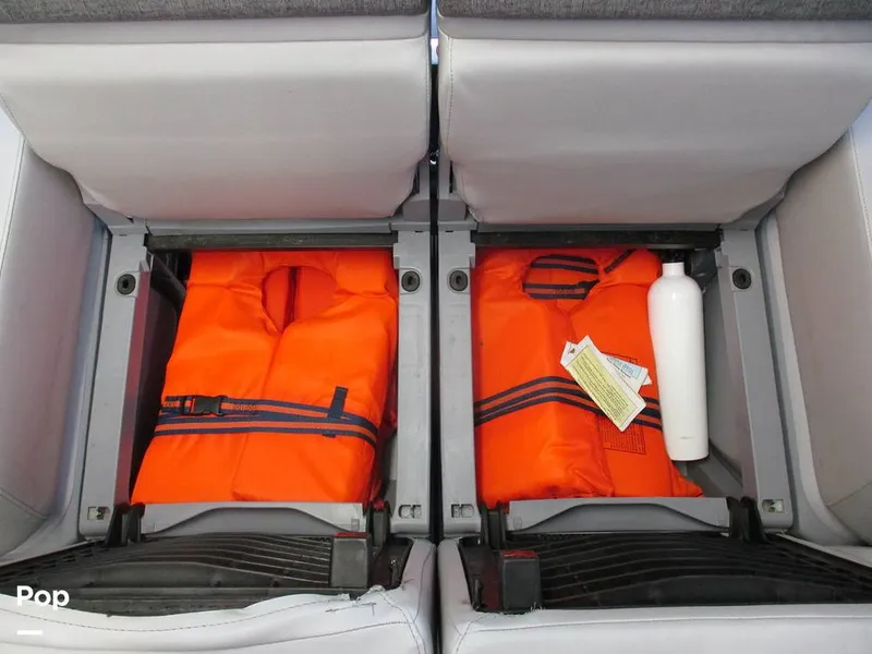 Slide: The Image of Sea-Doo Switch Sport 18 2023 - 15846432