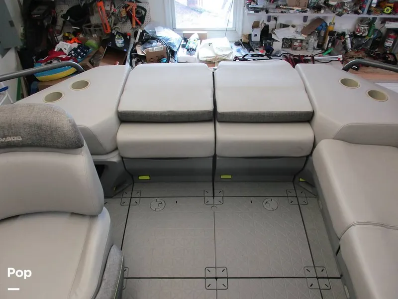 Slide: The Image of Sea-Doo Switch Sport 18 2023 - 15846399