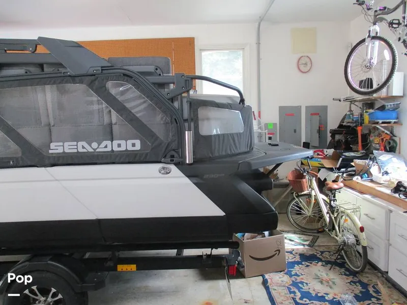 Slide: The Image of Sea-Doo Switch Sport 18 2023 - 15846370