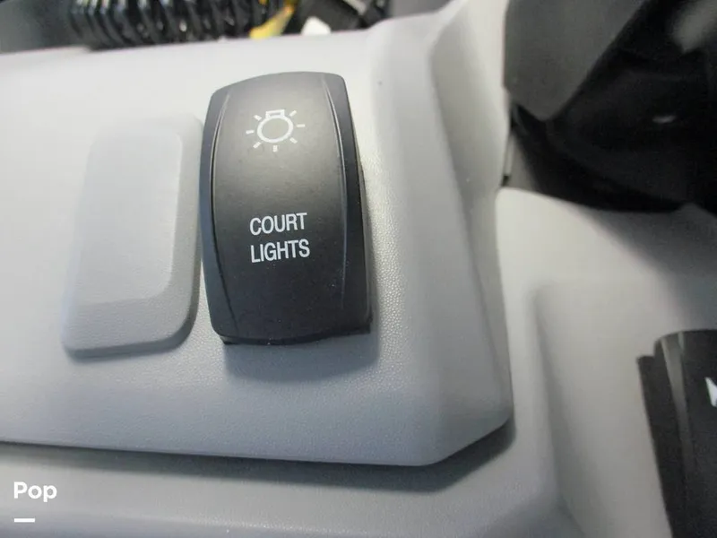 Slide: The Image of Sea-Doo Switch Sport 18 2023 - 15846419