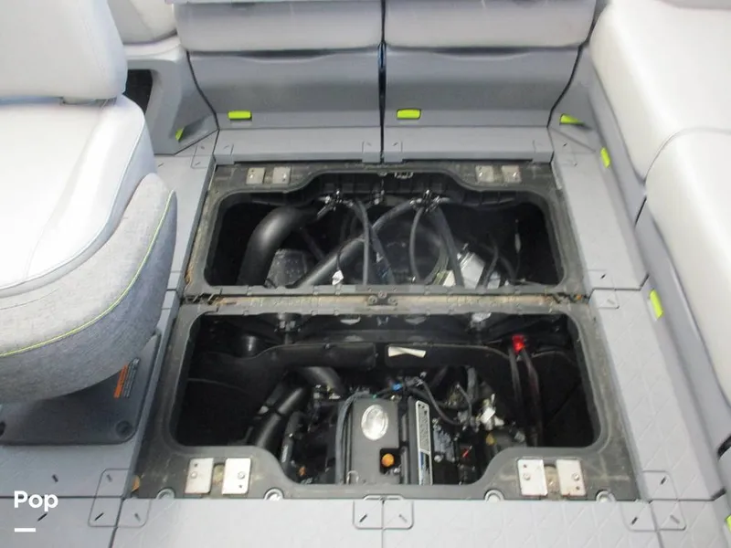 Slide: The Image of Sea-Doo Switch Sport 18 2023 - 15846433