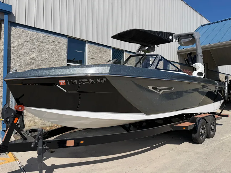 Slide: The Image of Nautique S25 2023 - 3