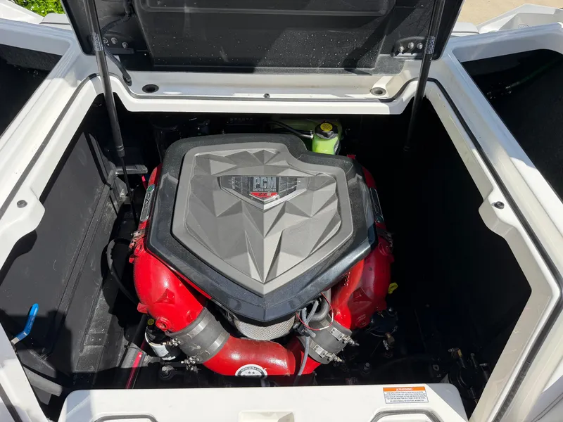 Slide: The Image of Nautique S25 2023 - 7
