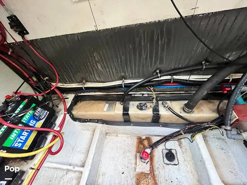 Slide: The Image of Maxum 2700 SCR 2002 - 15883960