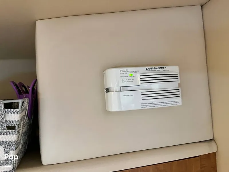 Slide: The Image of Maxum 2700 SCR 2002 - 15883988