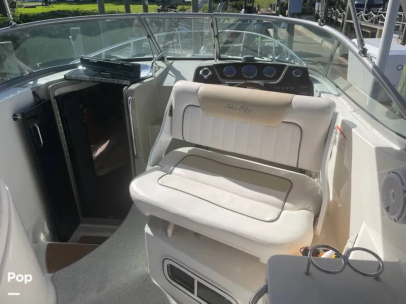 Slide: The Image of Sea Ray 280 sundancer 2010 - 15913529