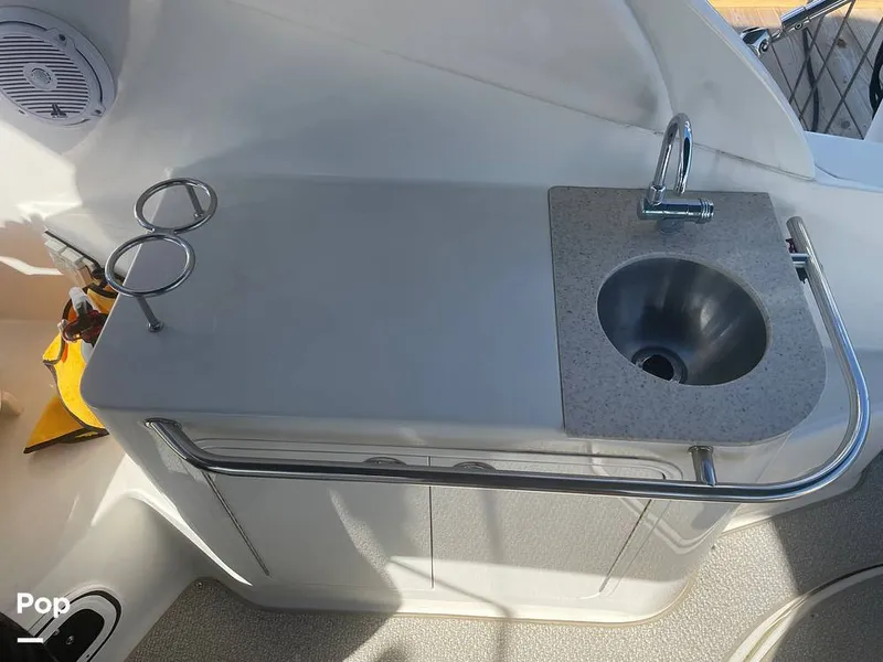 Slide: The Image of Sea Ray 280 sundancer 2010 - 15913530