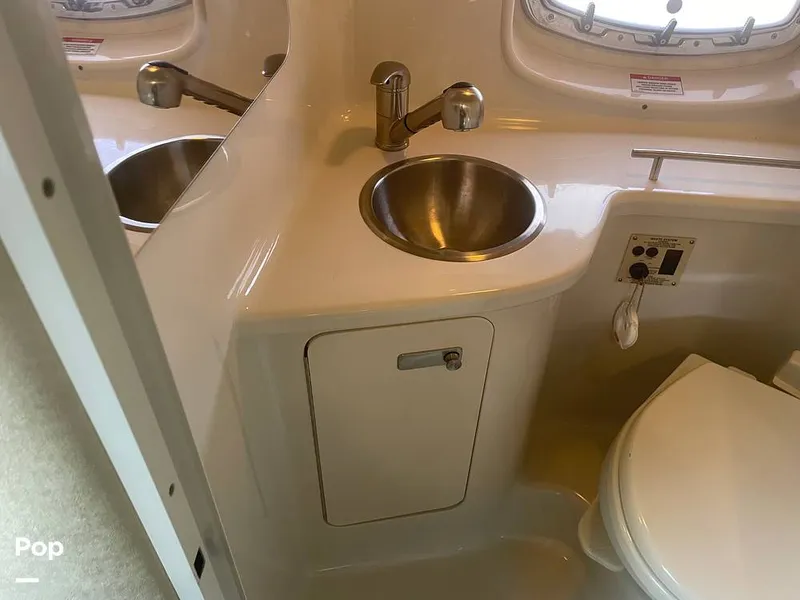 Slide: The Image of Sea Ray 280 sundancer 2010 - 15913552