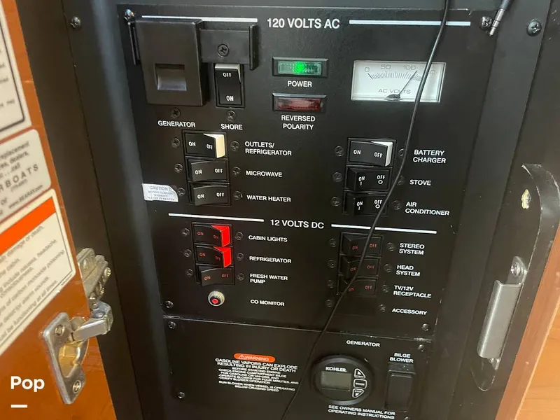 Slide: The Image of Sea Ray 280 sundancer 2010 - 15913560