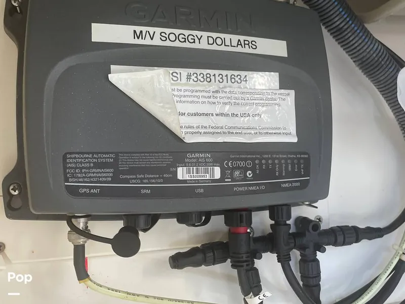 Slide: The Image of Sea Ray 280 sundancer 2010 - 15913572