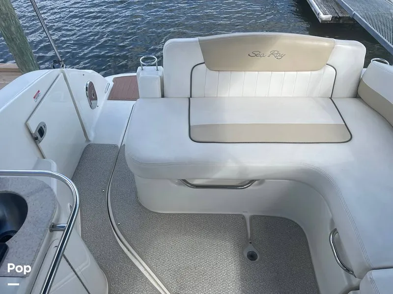 Slide: The Image of Sea Ray 280 sundancer 2010 - 15913582