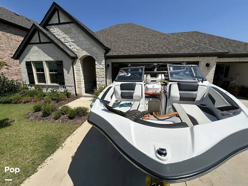 Slide: The Image of Yamaha AR195 2019 - 15850999