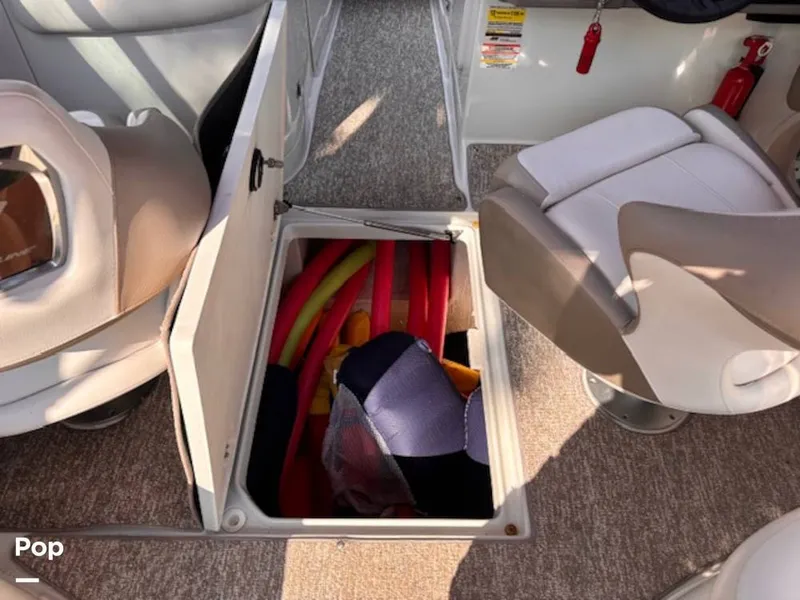 Slide: The Image of Crownline Boats 255 SS 2014 - 16157358