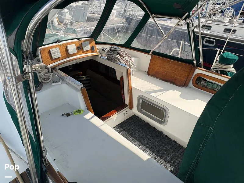 Slide: The Image of Passenger Seating - 15844660