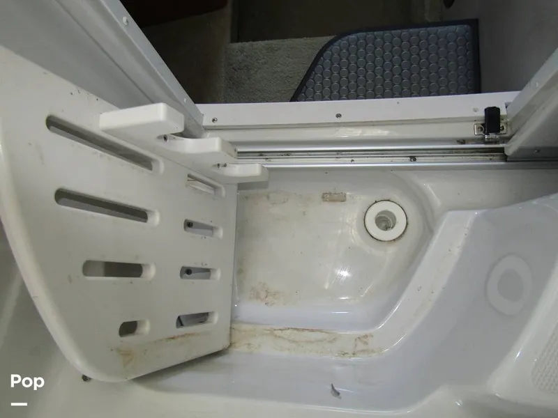 Slide: The Image of Crownline Boats 270 CR 2008 - 15882302