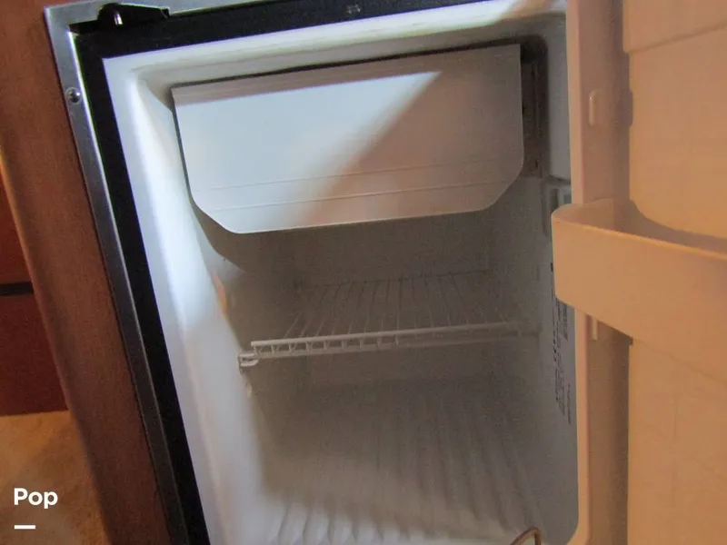 Slide: The Image of Crownline Boats 270 CR 2008 - 15882333