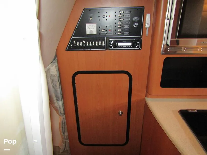 Slide: The Image of Crownline Boats 270 CR 2008 - 15882338