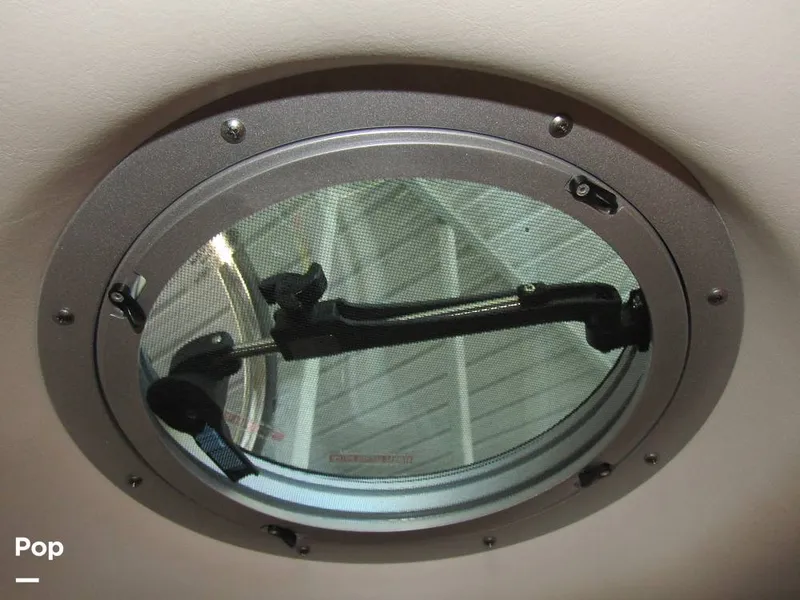 Slide: The Image of Crownline Boats 270 CR 2008 - 15882343