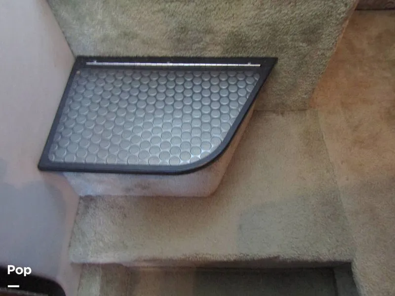 Slide: The Image of Crownline Boats 270 CR 2008 - 15882353