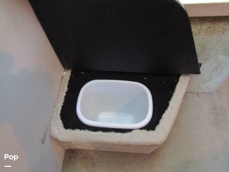 Slide: The Image of Crownline Boats 270 CR 2008 - 15882354