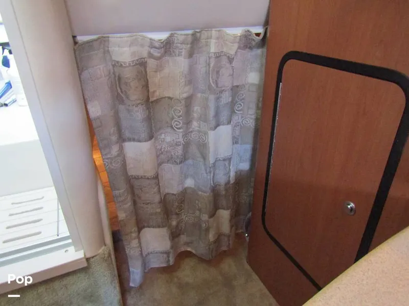 Slide: The Image of Crownline Boats 270 CR 2008 - 15882366